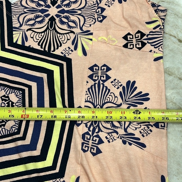 T by Tracy Reese | Oversized Kaftan Coverup | Pink, Purple,‎ Yellow Geo | Small - Picture 6 of 12